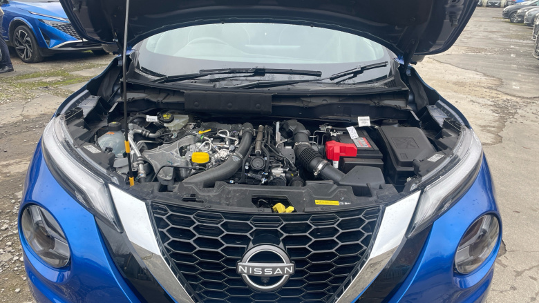 Nissan Juke 1.0 DiG-T Tekna+ 5dr Petrol Hatchback